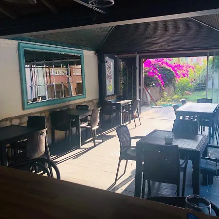 Belmaris 公寓式酒店 马尔马里斯
